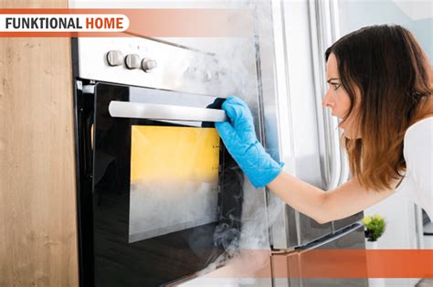 should i smell gas when oven is on
